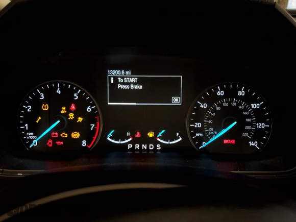 2018 Ford EcoSport SES z VIN MAJ6P1CL6JC237230, wystawiony jako Copart lot #51381235 z przebiegiem 13 200 mil mil oraz Szkoda całkowita • Salvage title. Historia ofert i sprzedaży dostępna na DreamBid. Obrazek 9.