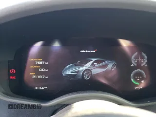 2017 McLaren 570S z VIN SBM13DAA3HW003517, wystawiony jako Copart lot #37948714 z przebiegiem 7587 mil mil oraz . Historia ofert i sprzedaży dostępna na DreamBid. Obrazek 9.