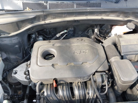 2018 Hyundai Santa Fe 2.4L with VIN 5XYZT3LB0JG525150, listed as a IAAI auction lot 42070377 with 142,418 mi miles and . Bid and sale history available at DreamBid. Image 10.