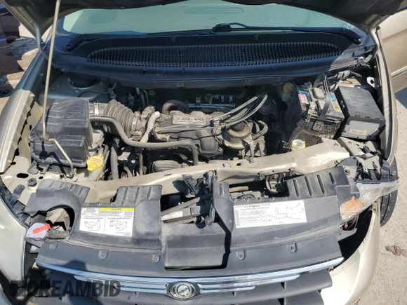 2006 Chrysler Town & Country LWB Touring with VIN 2A8GP54L26R887653, listed as a Copart auction lot 62908044 with 193,608 mi miles and Non Repairable. Bid and sale history available at carsss.com. Image 12.