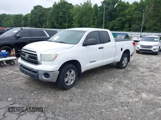 2010 Toyota Tundra z VIN 5TFUM5F14AX009280, wystawiony jako IAAI lot #42541661 z przebiegiem 280 107 mil mil oraz . Historia ofert i sprzedaży dostępna na DreamBid. Obrazek 2.