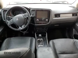 2020 Mitsubishi Outlander ES z VIN JA4AZ3A33LZ025571, wystawiony jako Copart lot #48955385 z przebiegiem 138 186 mil mil oraz Szkoda całkowita • Salvage title. Historia ofert i sprzedaży dostępna na DreamBid. Obrazek 8.