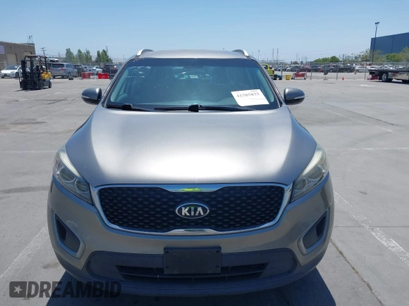 2016 Kia Sorento LX with VIN 5XYPG4A51GG077296, listed as a IAAI auction lot 42385823 with 137,076 mi miles and . Bid and sale history available at DreamBid. Image 12.
