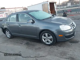 2009 Volkswagen Jetta Sedan SE with VIN 3VWRZ71K29M065039, listed as a IAAI auction lot 41767525 with 176,443 mi miles. Bid and sale history available at carsss.com. Image 1.