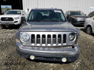 2016 Jeep Patriot Latitude with VIN 1C4NJPFB5GD519150, listed as a Copart auction lot 49536115 with 55,886 mi miles and Salvage title. Bid and sale history available at DreamBid. Image 5.