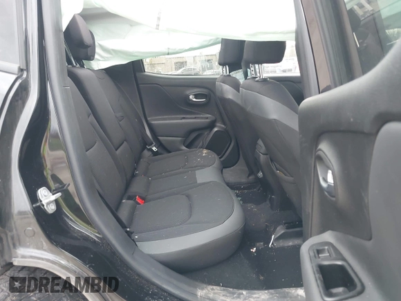 2020 Jeep Renegade Latitude z VIN ZACNJBBB8LPM11042, wystawiony jako IAAI lot #42072333 z przebiegiem 49 323 mil mil oraz . Historia ofert i sprzedaży dostępna na DreamBid. Obrazek 8.