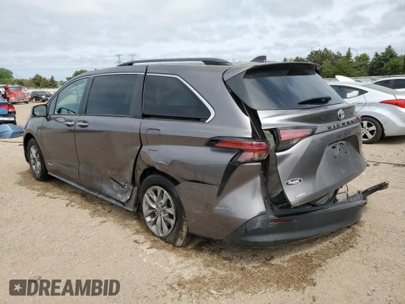 2021 Toyota Sienna XLE z VIN 5TDJSKFC0MS033577, wystawiony jako Copart lot #57146505 z przebiegiem 60 397 mil mil oraz Szkoda całkowita • Salvage title. Historia ofert i sprzedaży dostępna na DreamBid. Obrazek 2.