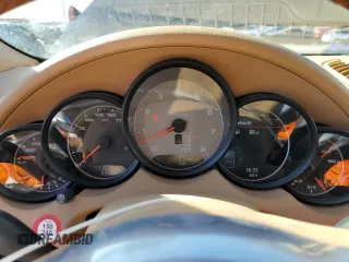 2011 Porsche Cayenne S с VIN WP1AB2A24BLA44481, выставлен на аукционе Copart как лот 53110375 с пробегом 111 036 миль миль и Списание • Salvage title. История ставок и продаж доступна на DreamBid. Изображение 9.