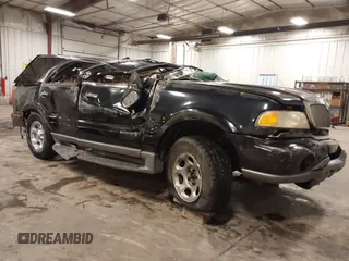 2001 Lincoln Navigator with VIN 5LMFU28A11LJ03590, listed as a IAAI auction lot 42442449 with Not provided miles and . Bid and sale history available at DreamBid. Image 1.