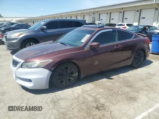 2012 Honda Accord EX z VIN 1HGCS1B77CA010953, wystawiony jako Copart lot #54453395 z przebiegiem 147 637 mil mil oraz Czysty tytuł • Clean title. Historia ofert i sprzedaży dostępna na DreamBid. Obrazek 1.