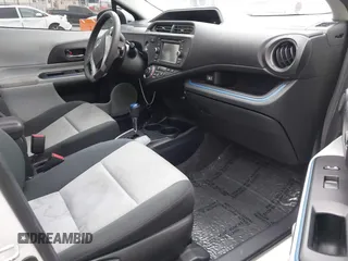 2013 Toyota Prius One with VIN JTDKDTB32D1032454, listed as a IAAI auction lot 42087724 with 202,293 mi miles and . Bid and sale history available at carsss.com. Image 5.