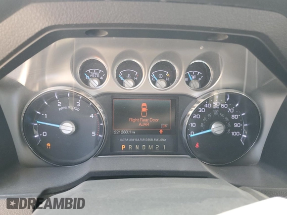 2015 Ford F-350 Lariat with VIN 1FT8W3DT1FEC78179, listed as a Copart auction lot 56387975 with 221,280 mi miles and Salvage title. Bid and sale history available at DreamBid. Image 9.