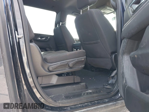 2022 GMC Yukon XL SLE with VIN 1GKS2FKD0NR326393, listed as a IAAI auction lot 41674448 with 43,807 mi miles and . Bid and sale history available at DreamBid. Image 8.