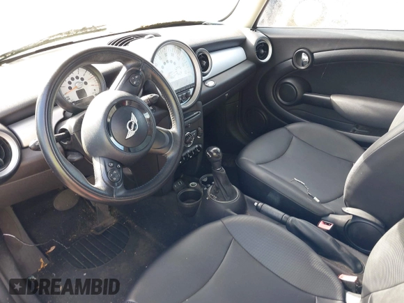 2013 MINI Hardtop with VIN WMWSU3C52DT549710, listed as a IAAI auction lot 42631765 with 69,448 mi miles and . Bid and sale history available at DreamBid. Image 5.