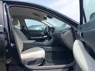 2023 Hyundai Sonata SEL z VIN KMHL64JA7PA282826, wystawiony jako IAAI lot #42327821 z przebiegiem 54 987 mil mil oraz . Historia ofert i sprzedaży dostępna na DreamBid. Obrazek 5.