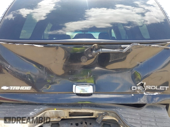 2003 Chevrolet Tahoe LT с VIN 1GNEC13ZX3R142229, выставлен на аукционе IAAI как лот 42253657 с пробегом Не указан миль и . История ставок и продаж доступна на DreamBid. Изображение 6.