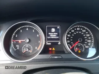2021 Volkswagen Golf TSI с VIN 3VWG57AU3MM015280, выставлен на аукционе Copart как лот 36921644 с пробегом 25 880 миль миль и . История ставок и продаж доступна на DreamBid. Изображение 9.