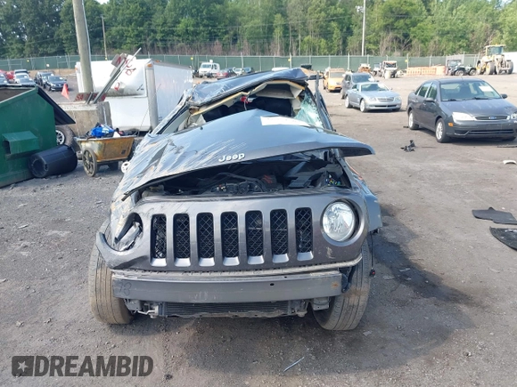 2016 Jeep Patriot Latitude with VIN 1C4NJRFB0GD681263, listed as a IAAI auction lot 42559587 with Not provided miles and . Bid and sale history available at DreamBid. Image 12.