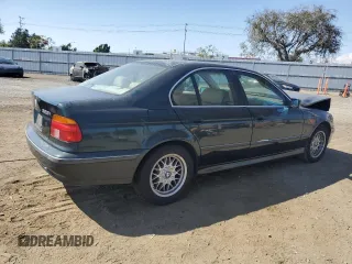 2000 BMW 5 Series 528iA with VIN WBADM6345YGU18707, listed as a Copart auction lot 63293814 with 0 mi miles and Salvage Title. Bid and sale history available at carsss.com. Image 3.