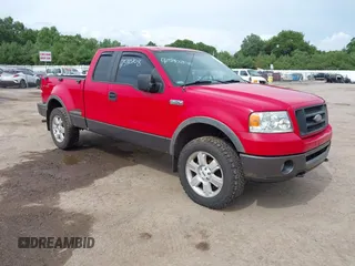 2007 Ford F-150 XLT с VIN 1FTPX04597KD31044, выставлен на аукционе IAAI как лот 42590208 с пробегом 161 415 миль миль и . История ставок и продаж доступна на DreamBid. Изображение 1.