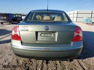 2003 Volkswagen Passat GLX with VIN WVWRH63B93P275619, listed as a Copart auction lot 87664845 with 0 mi miles and Non Repairable. Bid and sale history available at carsss.com. Image 6.