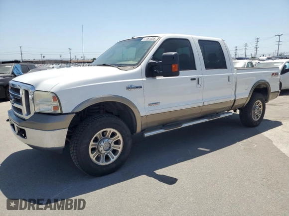 2007 Ford F-250 XL z VIN 1FTSW21P47EB01599, wystawiony jako Copart lot #57261035 z przebiegiem 152 671 mil mil oraz Szkoda całkowita • Salvage title. Historia ofert i sprzedaży dostępna na DreamBid. Obrazek 1.