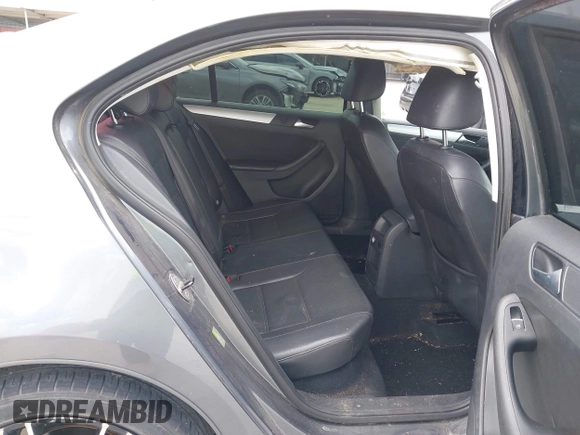 2013 Volkswagen Jetta SE with VIN 3VWDX7AJ6DM442987, listed as a IAAI auction lot 42240855 with 150,540 mi miles and . Bid and sale history available at DreamBid. Image 8.