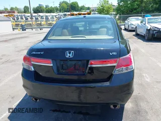 2012 Honda Accord EX-L z VIN 1HGCP3F82CA025702, wystawiony jako IAAI lot #42230409 z przebiegiem 197 848 mil mil oraz . Historia ofert i sprzedaży dostępna na DreamBid. Obrazek 16.