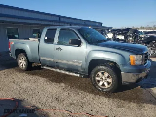 2011 GMC Sierra 1500 SLE with VIN 1GTR2VE38BZ303771, listed as a Copart auction lot 87660735 with 181,793 mi miles and Salvage Title. Bid and sale history available at carsss.com. Image 4.