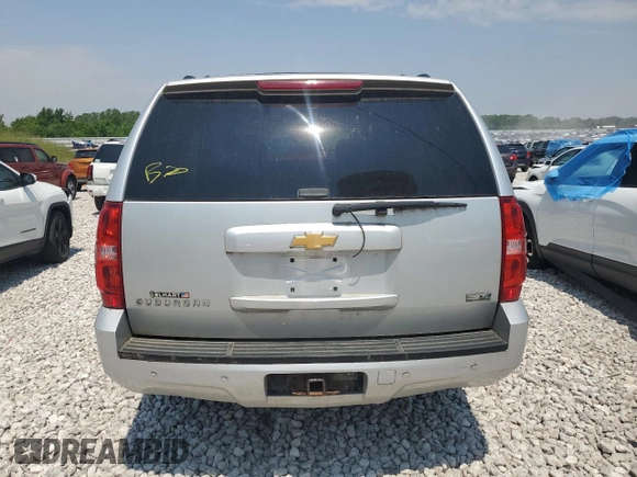 2012 Chevrolet Suburban LT z VIN 1GNSKJE73CR271477, wystawiony jako Copart lot #60445445 z przebiegiem Nie podano mil oraz Czysty tytuł • Clean title. Historia ofert i sprzedaży dostępna na DreamBid. Obrazek 6.