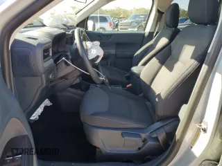 2022 Ford Maverick XL z VIN 3FTTW8F93NRA01246, wystawiony jako Copart lot #50098685 z przebiegiem 58 884 mil mil oraz Nie do naprawy. Historia ofert i sprzedaży dostępna na DreamBid. Obrazek 7.