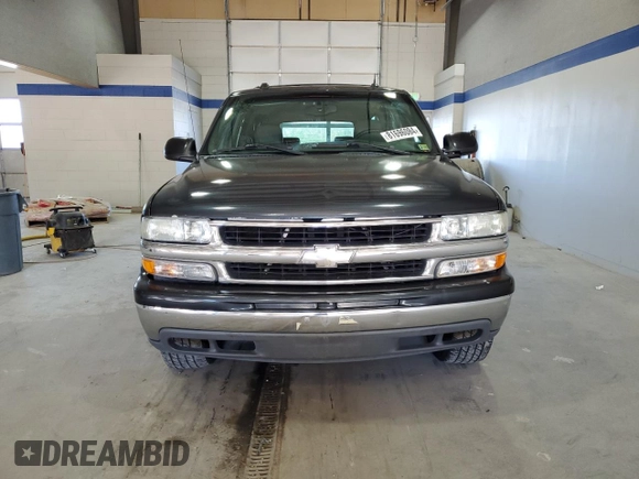 2005 Chevrolet Suburban LT with VIN 3GNEC16Z55G100887, listed as a Copart auction lot 81696084 with 159,091 mi miles and Salvage Title. Bid and sale history available at carsss.com. Image 5.