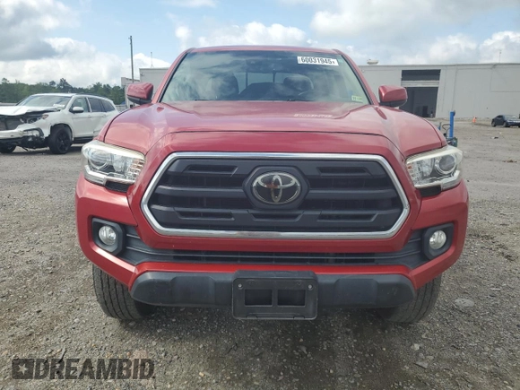 2018 Toyota Tacoma SR z VIN 3TMCZ5AN2JM138146, wystawiony jako Copart lot #60031945 z przebiegiem 63 151 mil mil oraz Szkoda całkowita • Salvage title. Historia ofert i sprzedaży dostępna na DreamBid. Obrazek 5.