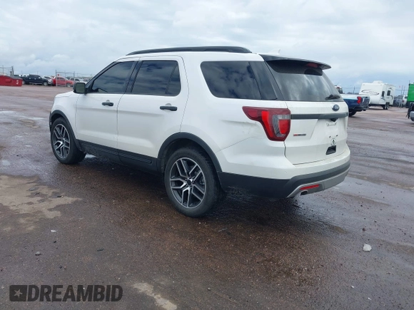 2016 Ford Explorer Sport with VIN 1FM5K8GT2GGB53815, listed as a IAAI auction lot 42172907 with 123,853 mi miles and . Bid and sale history available at carsss.com. Image 3.