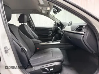 2018 BMW 3 Series 320i xDrive with VIN WBA8E5G50JNV01796, listed as a Copart auction lot 54241045 with 70,372 mi miles and Clean Title. Bid and sale history available at carsss.com. Image 5.