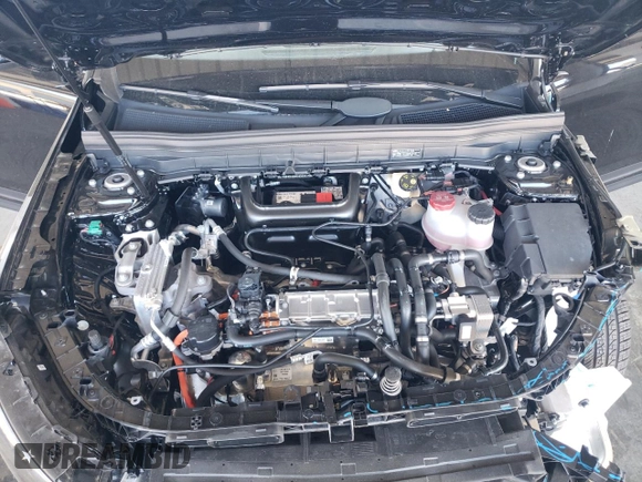 2024 Mercedes-Benz EQB 300 z VIN W1N9M0KB9RN089215, wystawiony jako Copart lot #56659835 z przebiegiem Nie podano mil oraz Szkoda całkowita • Salvage title. Historia ofert i sprzedaży dostępna na DreamBid. Obrazek 11.