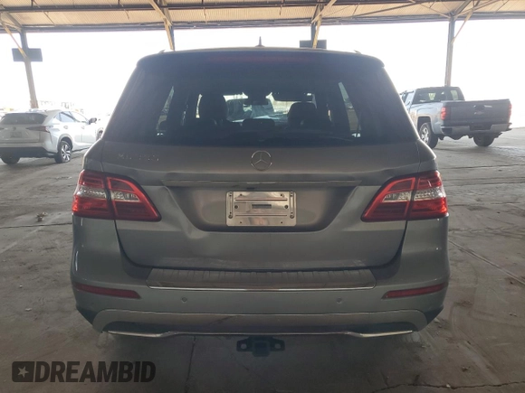 2013 Mercedes-Benz M 350 with VIN 4JGDA5JB0DA212288, listed as a Copart auction lot 61867235 with Not provided miles and Clean title. Bid and sale history available at DreamBid. Image 6.