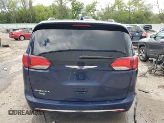 2018 Chrysler Pacifica Touring L z VIN 2C4RC1BG9JR170993, wystawiony jako Copart lot #56749955 z przebiegiem 205 310 mil mil oraz Nie do naprawy. Historia ofert i sprzedaży dostępna na DreamBid. Obrazek 6.