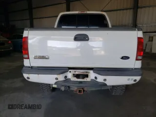 2006 Ford Super Duty F-250 XL with VIN 1FTSW21P16EC01643, listed as a Copart auction lot 43089035 with 123,873 mi miles and Salvage Title. Bid and sale history available at carsss.com. Image 6.