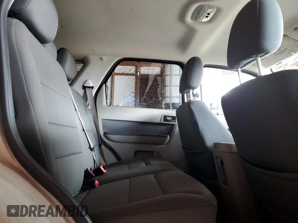 2010 Ford Escape Hybrid z VIN 1FMCU4K32AKA08232, wystawiony jako Copart lot #55356045 z przebiegiem 118 496 mil mil oraz Szkoda całkowita • Salvage title. Historia ofert i sprzedaży dostępna na DreamBid. Obrazek 11.