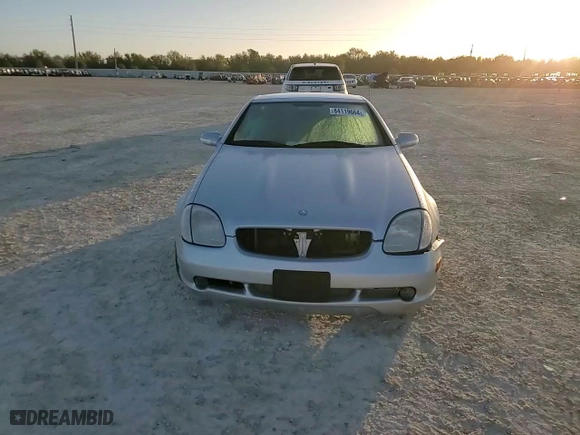 2001 Mercedes-Benz SLK-Class with VIN WDBKK65F31F230678, listed as a Copart auction lot 84119664 with 94,941 mi miles and Salvage Title. Bid and sale history available at carsss.com. Image 11.