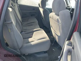 2004 Chevrolet Tahoe LS z VIN 1GNEC13VX4J112970, wystawiony jako IAAI lot #42380764 z przebiegiem 294 201 mil mil oraz . Historia ofert i sprzedaży dostępna na DreamBid. Obrazek 8.