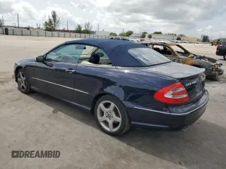 2005 Mercedes-Benz CLK 500 with VIN WDBTK75G65T040674, listed as a Copart auction lot 59931775 with 672 mi miles and Clean title. Bid and sale history available at DreamBid. Image 2.