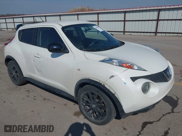 2014 Nissan Juke SL with VIN JN8AF5MV3ET358838, listed as a IAAI auction lot 41904916 with 86,273 mi miles. Bid and sale history available at carsss.com. Image 1.