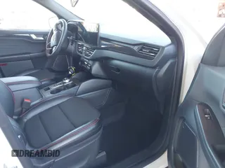 2024 Ford Escape ST-Line with VIN 1FMCU0MN2RUA68650, listed as a IAAI auction lot 41965125 with 13,036 mi miles and . Bid and sale history available at DreamBid. Image 5.