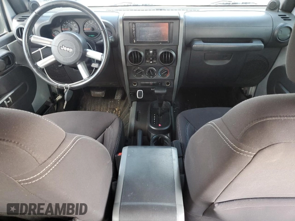 2007 Jeep Wrangler Unlimited X with VIN 1J4GB39137L150273, listed as a Copart auction lot 64072635 with 219,904 mi miles and Clean title. Bid and sale history available at DreamBid. Image 8.