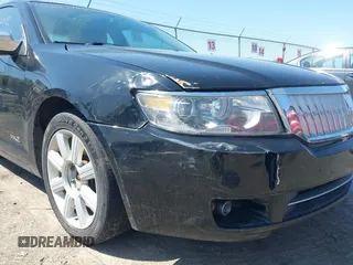 2007 Lincoln MKZ z VIN 3LNHM26TX7R636306, wystawiony jako IAAI lot #42220142 z przebiegiem 152 728 mil mil oraz . Historia ofert i sprzedaży dostępna na DreamBid. Obrazek 6.