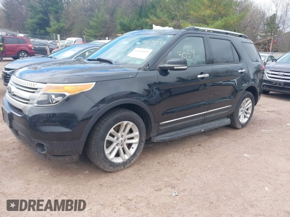 2014 Ford Explorer XLT with VIN 1FM5K8D8XEGB33891, listed as a IAAI auction lot 42143059 with 180,255 mi miles and . Bid and sale history available at carsss.com. Image 21.