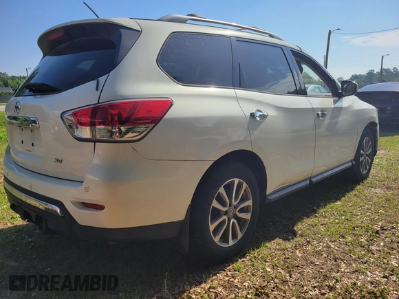 2014 Nissan Pathfinder S z VIN 5N1AR2MNXEC650905, wystawiony jako IAAI lot #42340137 z przebiegiem 140 029 mil mil oraz . Historia ofert i sprzedaży dostępna na DreamBid. Obrazek 3.