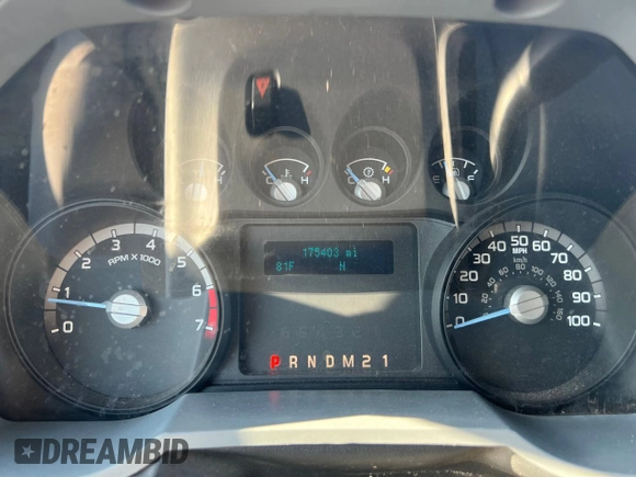 2016 Ford F-250 XL with VIN 1FT7W2A65GEB82741, listed as a Copart auction lot 47646325 with 175,403 mi miles and Clean title. Bid and sale history available at DreamBid. Image 8.